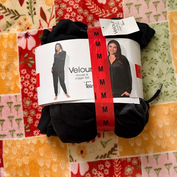 ❤️Felina Women's Black Hoodie and Pants Set Size M New - Picture 4 of 6